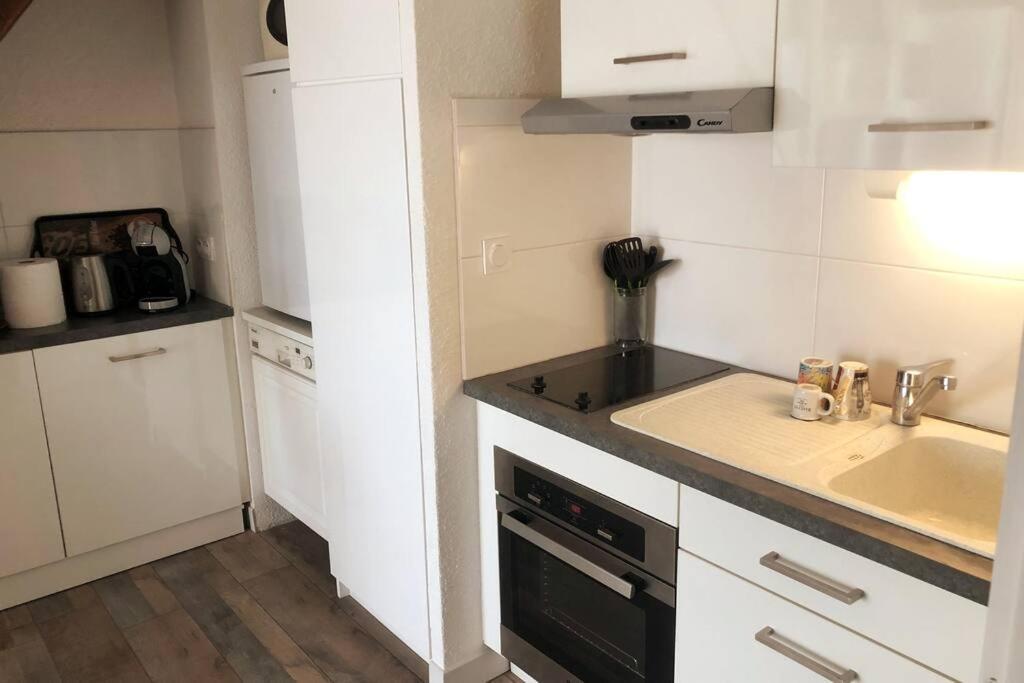 Appartement F2 F3 En Duplex Port-frejus Proche De La *