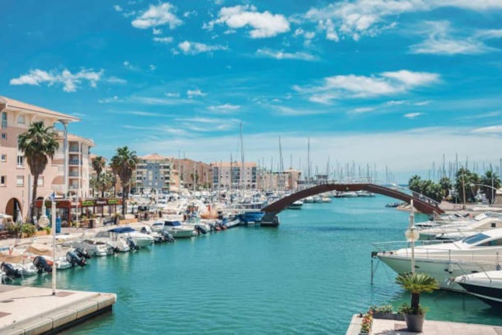Apartment F2 F3 En Duplex Port-frejus Proche De La